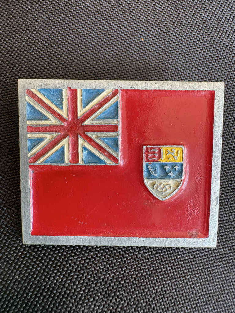 25 Brooches and Pins - image 12 of 13