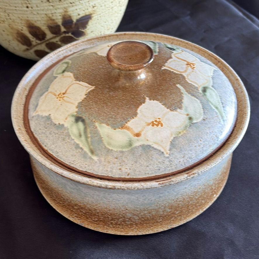 Assorted Handmade Pottery Covered Bowls and Canisters - image 10 of 19
