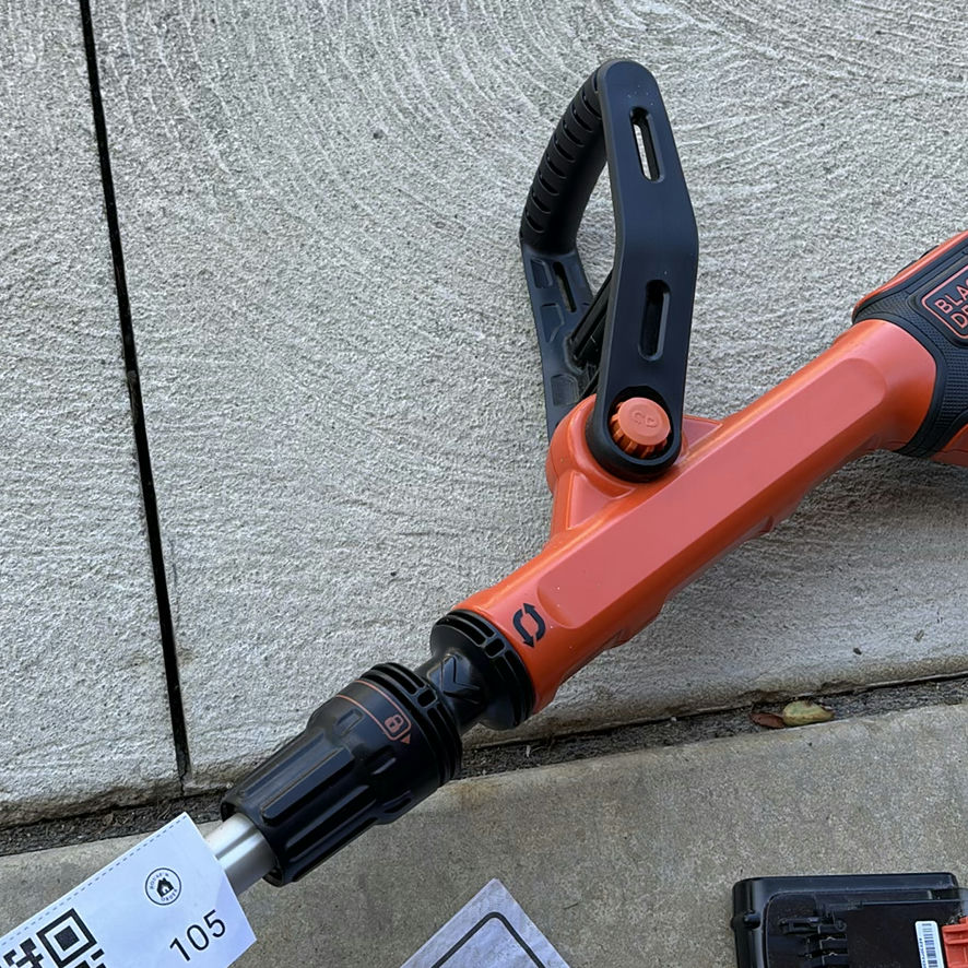 BLACK+DECKER 20V MAX String Trimmer Kit - image 4 of 8