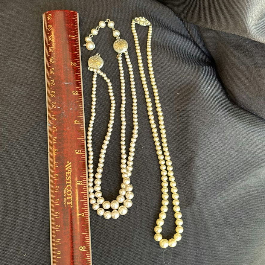 Vintage Costume Jewelry Lot with Brooches, Earrings, Pearl Necklaces, and Compact Mirror - image 19 of 19