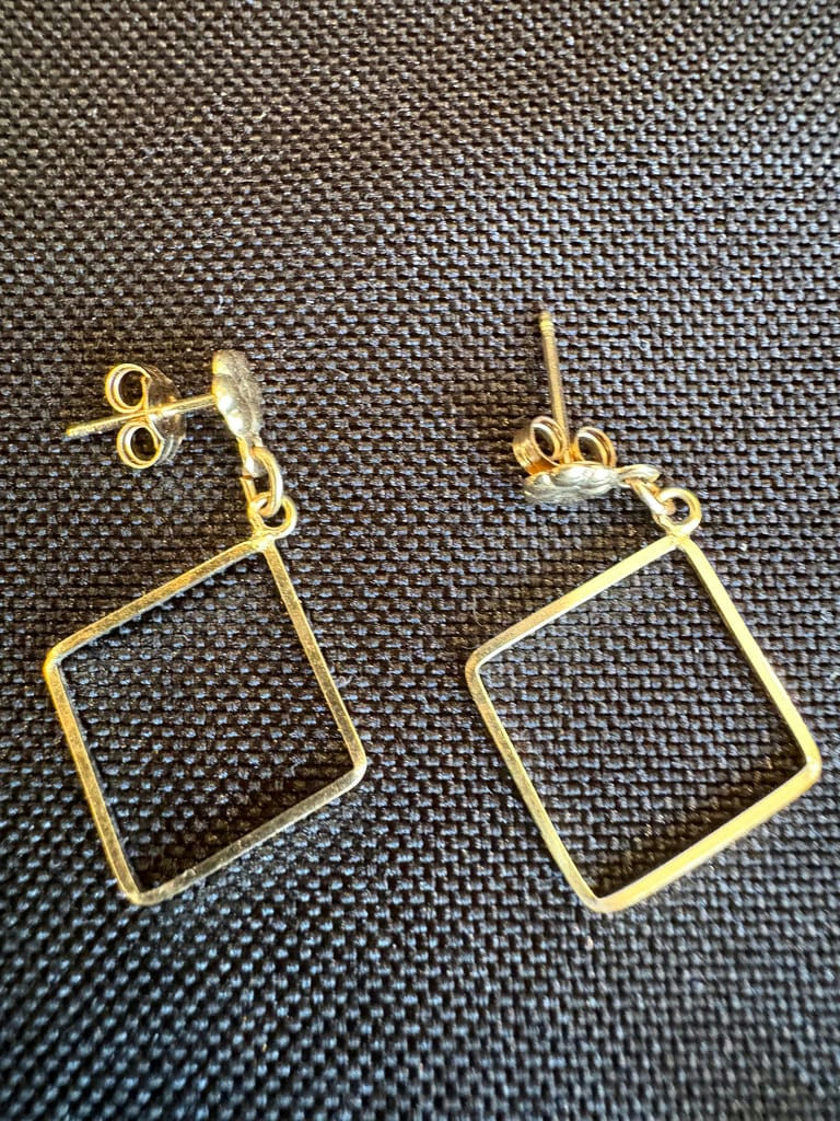 Assorted 14K Gold Jewellery - image 5 of 17