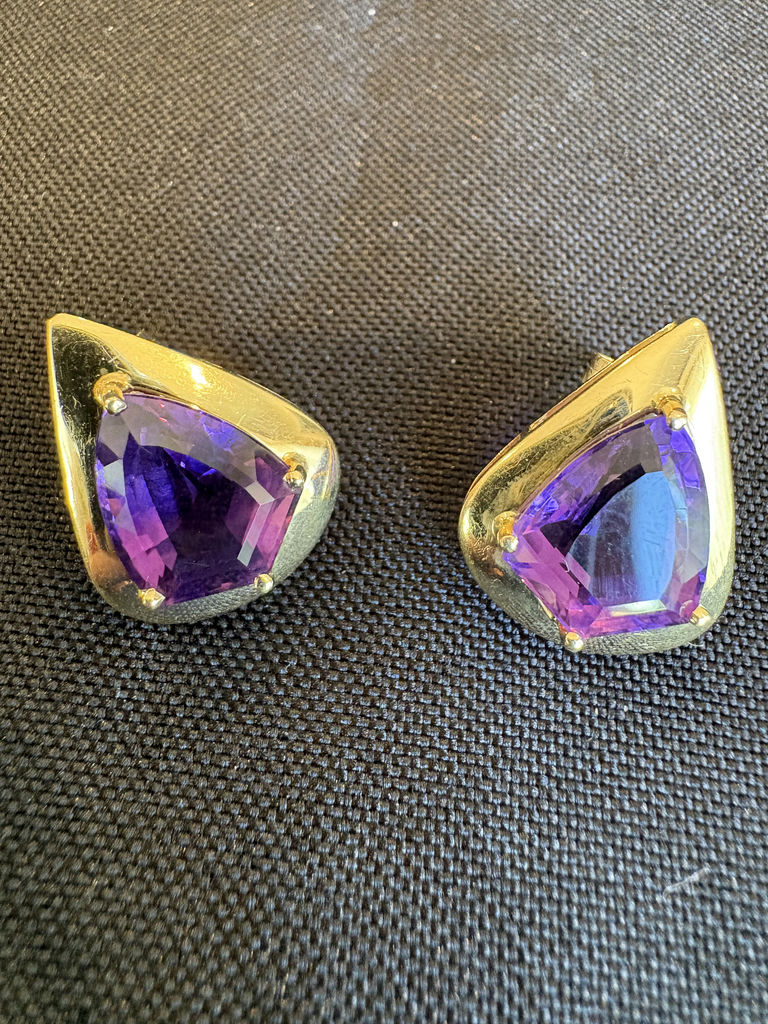 14K Gold & Amethyst Gemstone Stud Earrings - image 4 of 9