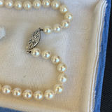 Pearl Necklace and Pearl Earrings Set - BIRKS - thumbnail 4 of 9