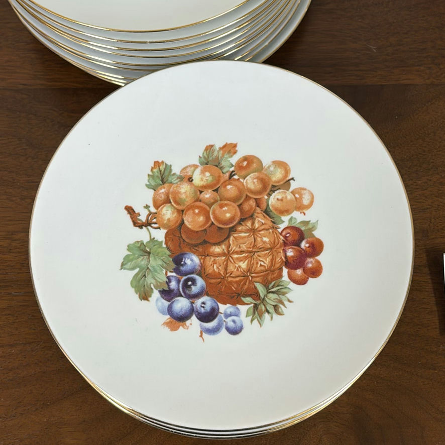 SCHUMANN ARZBERG - BAVARIA, EVESHAM and Royal WORCESTER pieces - image 11 of 15