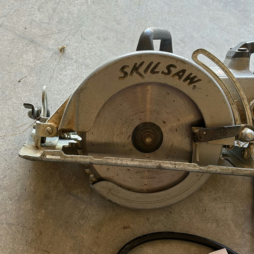 SKILSAW HD77 Worm Drive Circular Saw - image 2 of 9