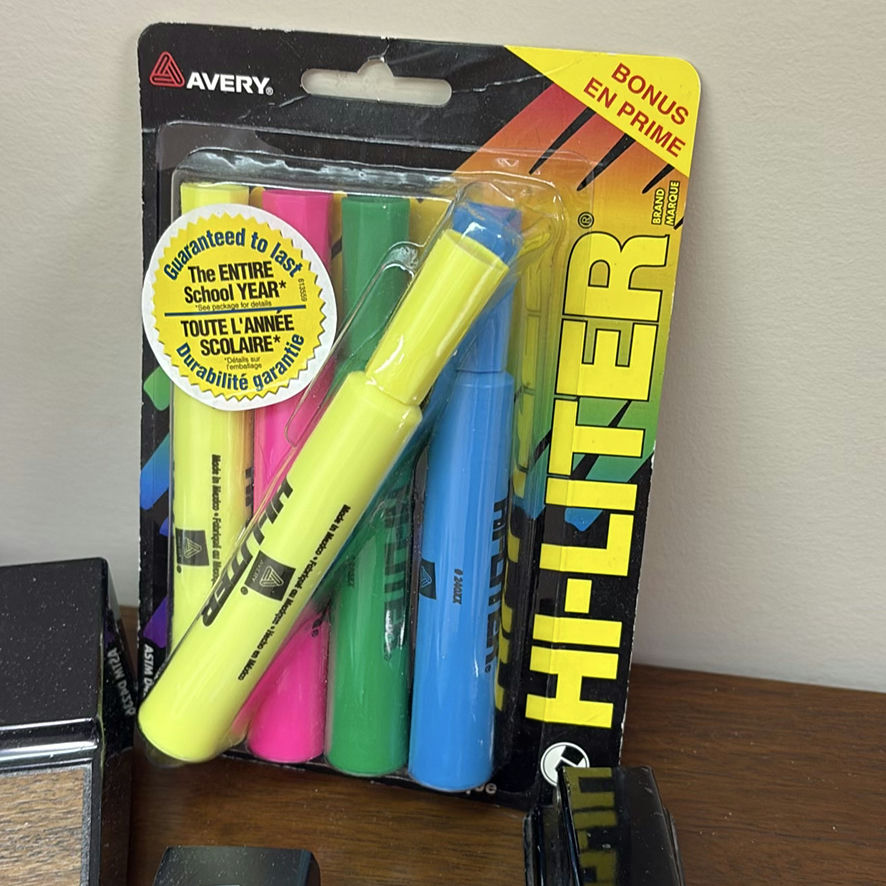 Retro Desk Lamp and Assorted Office Supplies - image 3 of 8