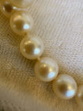 Pearl Necklace and Pearl Earrings Set - BIRKS - thumbnail 8 of 9