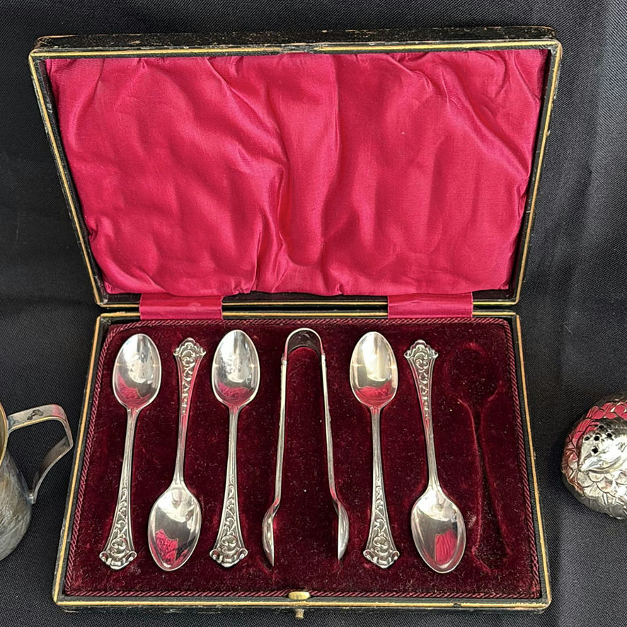 Assorted Silverplate Flatware and Serving Pieces with Spoon Set in Case - image 2 of 19
