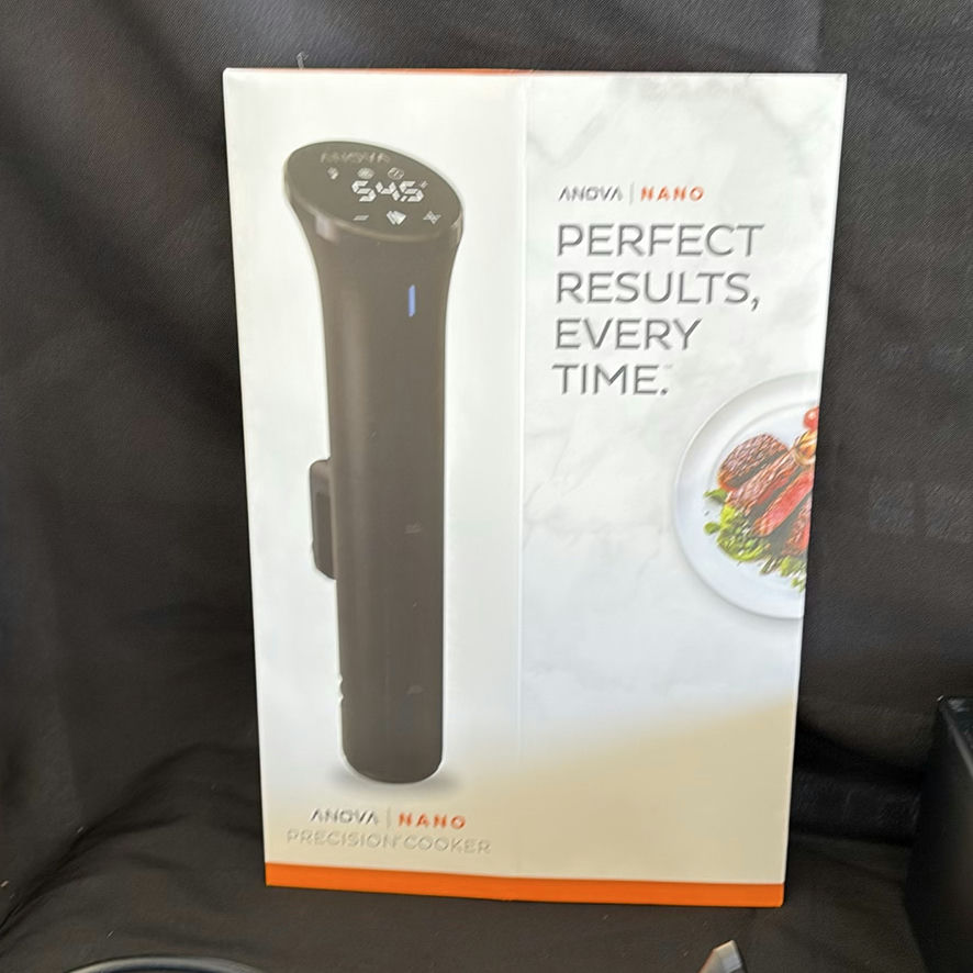 Anova Nano Precision Cooker Sous Vide Immersion Circulator - image 3 of 7