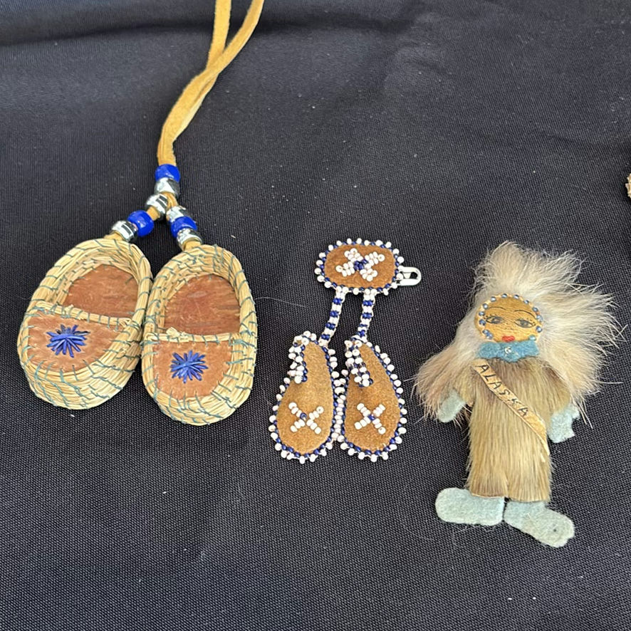 Collection of Indigenous-Style Handcrafted Decor and Accessories - image 2 of 15