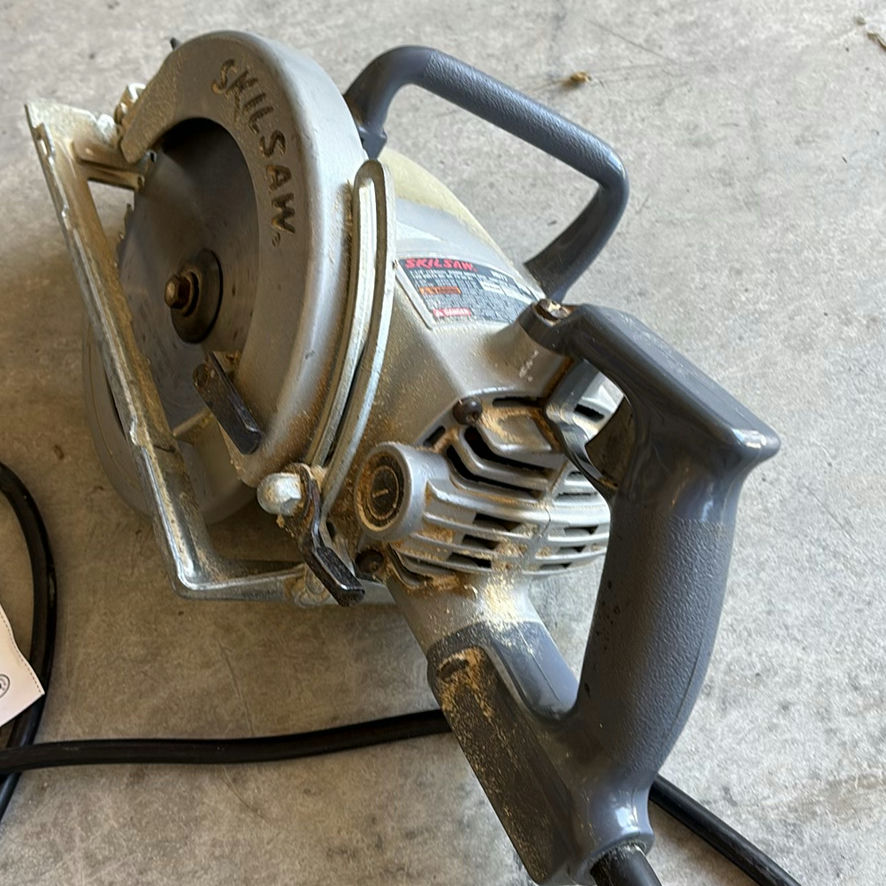SKILSAW HD77 Worm Drive Circular Saw - image 5 of 9