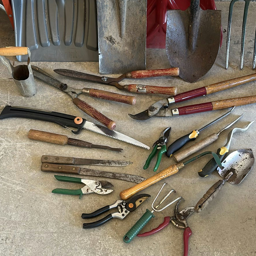 Garden Tools and Hand Pruning Tools Assortment - image 2 of 9