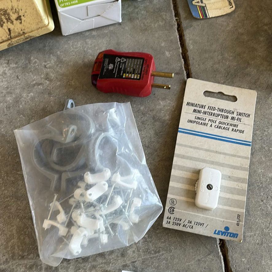 Electrical Tools and Wiring Accessories - image 3 of 9