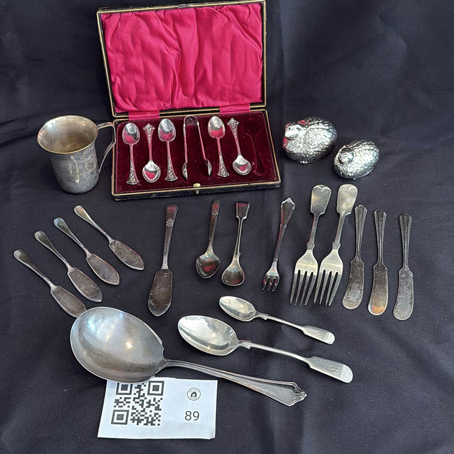 Assorted Silverplate Flatware and Serving Pieces with Spoon Set in Case - image 1 of 19