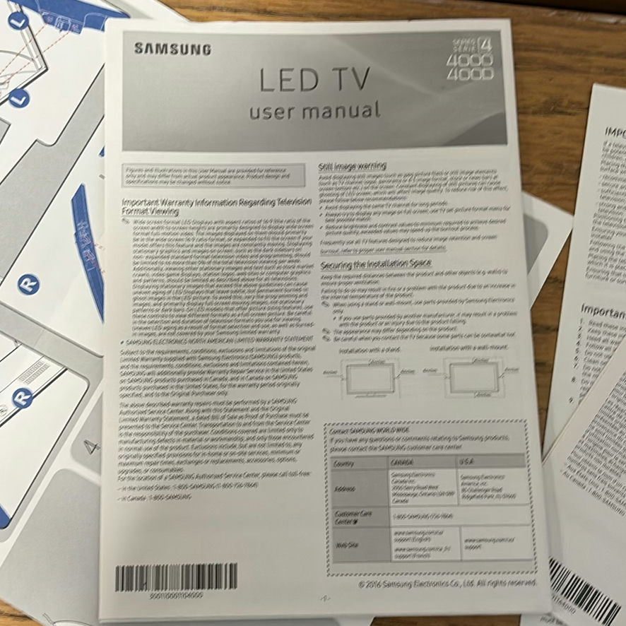 32” Samsung Flat Screen TV with Roku Streaming Stick+ and Remotes - image 6 of 7