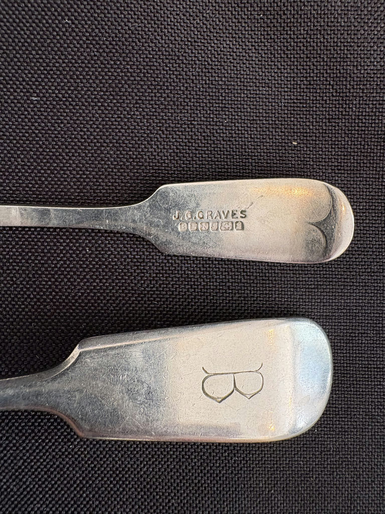 Assorted Silverplate Flatware and Serving Pieces with Spoon Set in Case - image 14 of 19