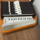 Oscar Schmidt Autoharp with Instruction Book - thumbnail 4 of 9