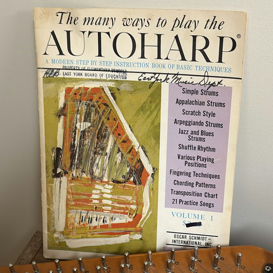 Oscar Schmidt Autoharp with Instruction Book - image 5 of 9