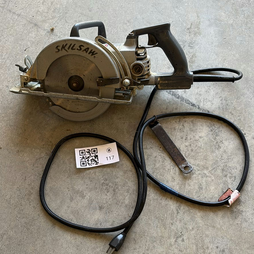 SKILSAW HD77 Worm Drive Circular Saw - image 1 of 9