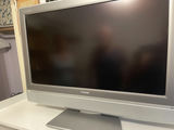 Toshiba TheaterWide HD Television - thumbnail 1 of 7