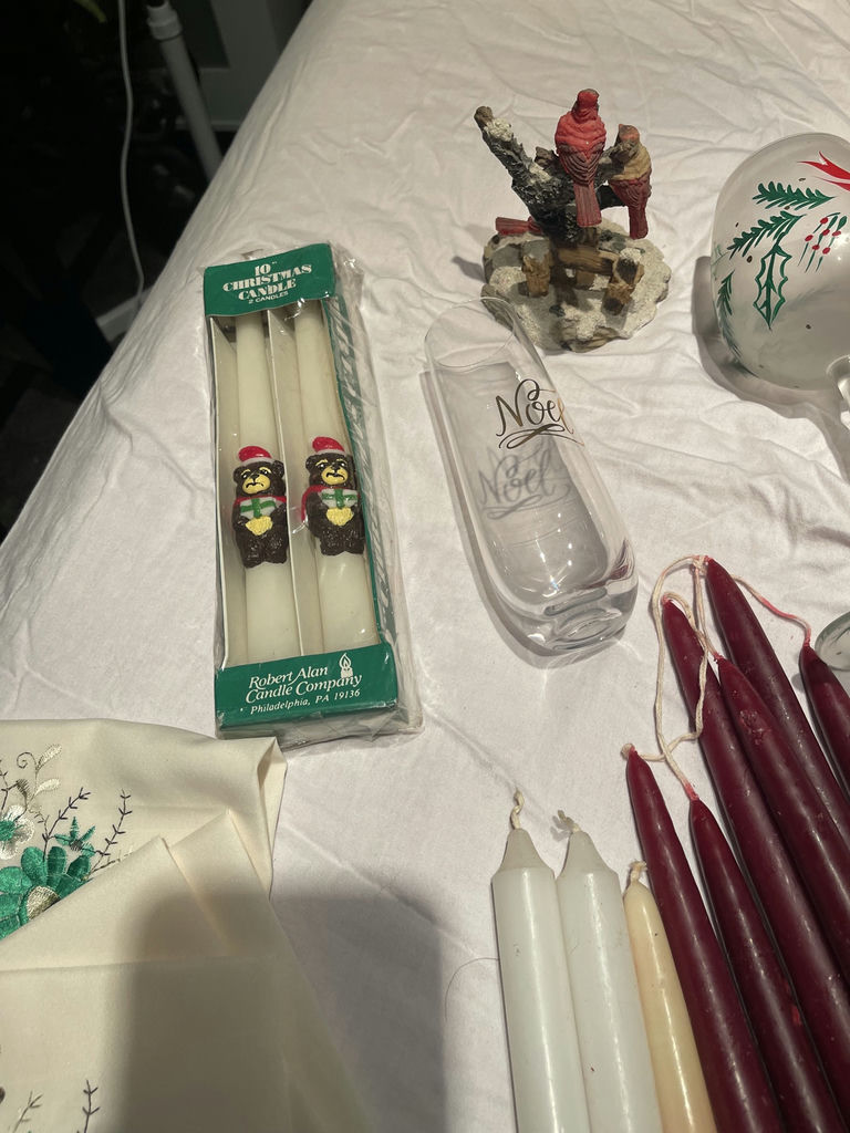 Assorted Decorative Holiday Candles, Painting/Art Instruction Books, Glassware, and Linens - image 5 of 8