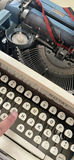 Royal Sabre Portable Typewriter - thumbnail 5 of 8