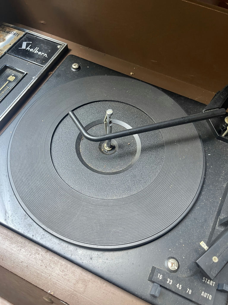 Shelbern Solid State Stereo Console Record Player - image 5 of 12