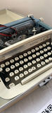 Royal Sabre Portable Typewriter - thumbnail 3 of 8
