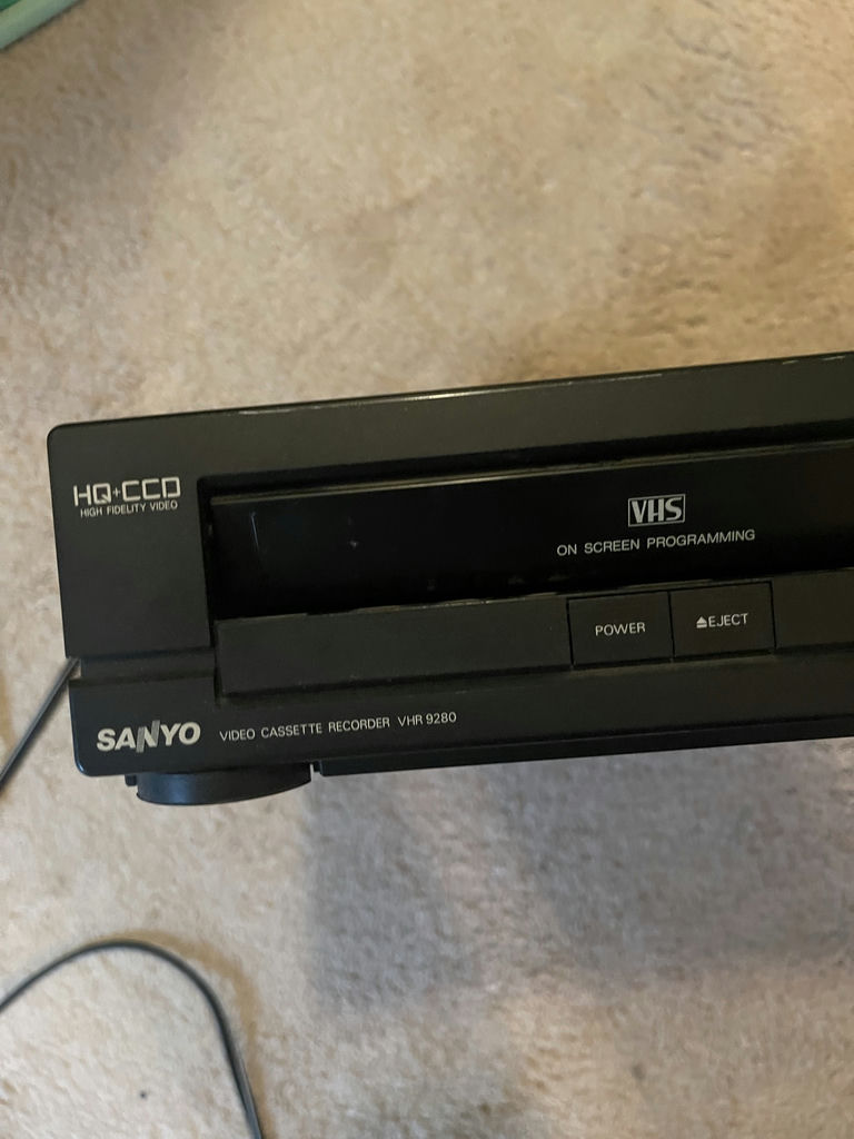 Sanyo VHR 9280 VHS Video Cassette Recorder - image 2 of 5