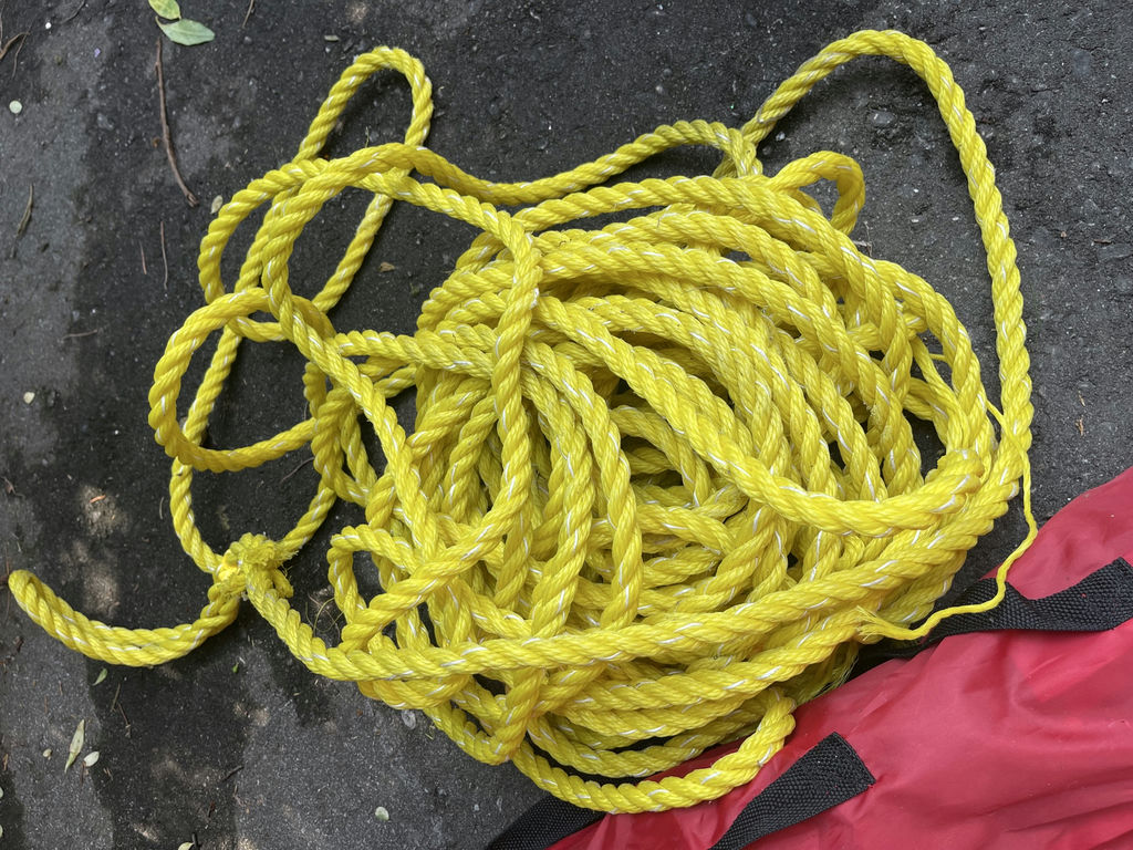 Set Of  6 Camping Chairs and Yellow Rope - image 6 of 7