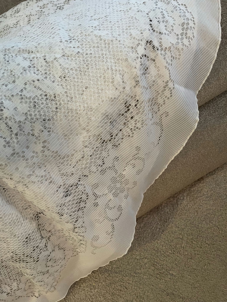 Assorted Lace and Embroidered Table Linens - image 3 of 9