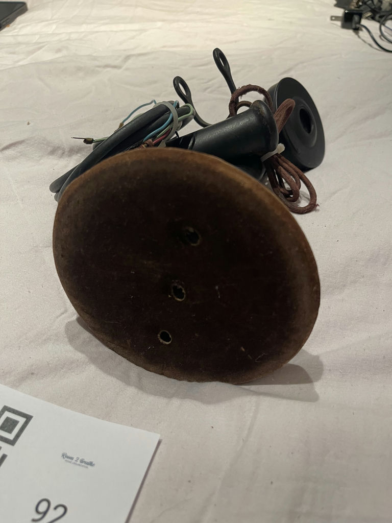 Telephone transmitter/reciever - image 4 of 5
