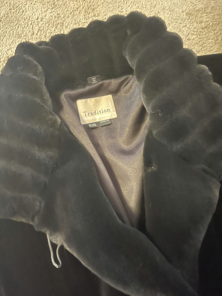 Assorted Women's Coats and Jackets - image 4 of 12
