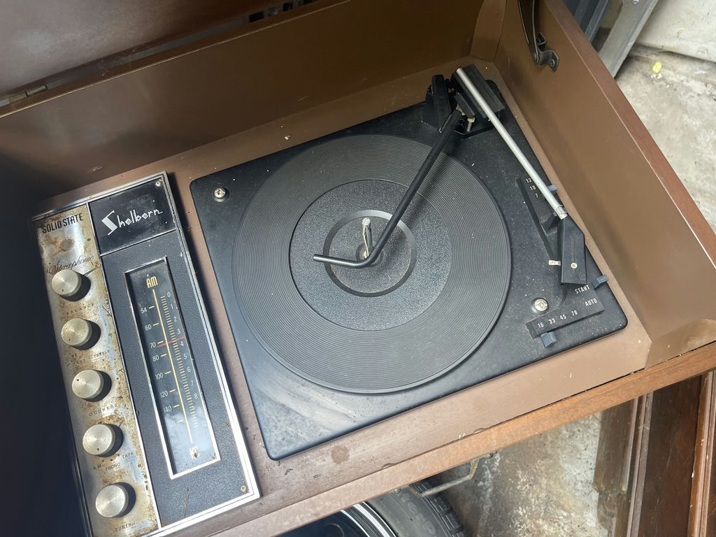 Shelbern Solid State Stereo Console Record Player - image 2 of 12