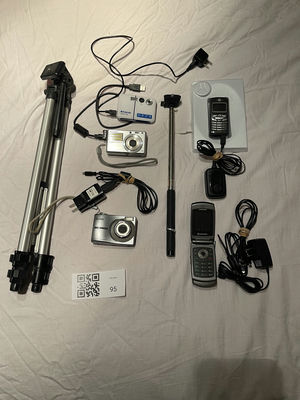 Tripod, Assorted Digital Cameras, Cell Phones, and Electronics Accessories - Image 1 of 9
