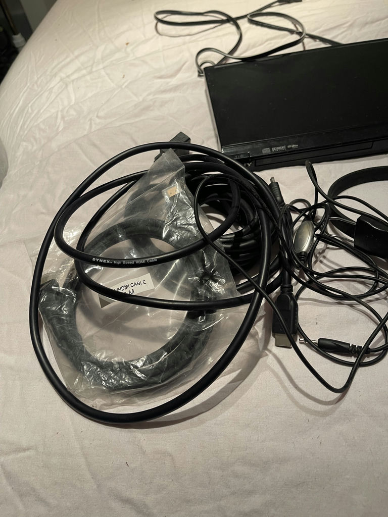 Sony DVP-SR200P CD/DVD Player with Sony Alarm Clock Radio, Headphones, and Cables - image 7 of 8