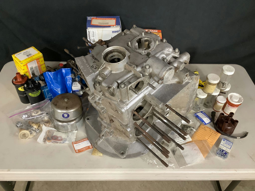 Porsche 356 Engine Block // P*72 686 - image 1 of 31