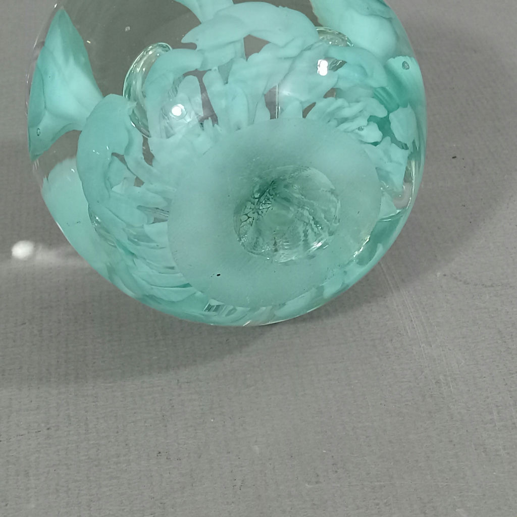 Vintage Paperweights - image 5 of 8
