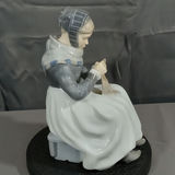 Royal Copenhagen Amager Girl Figurine - thumbnail 4 of 6