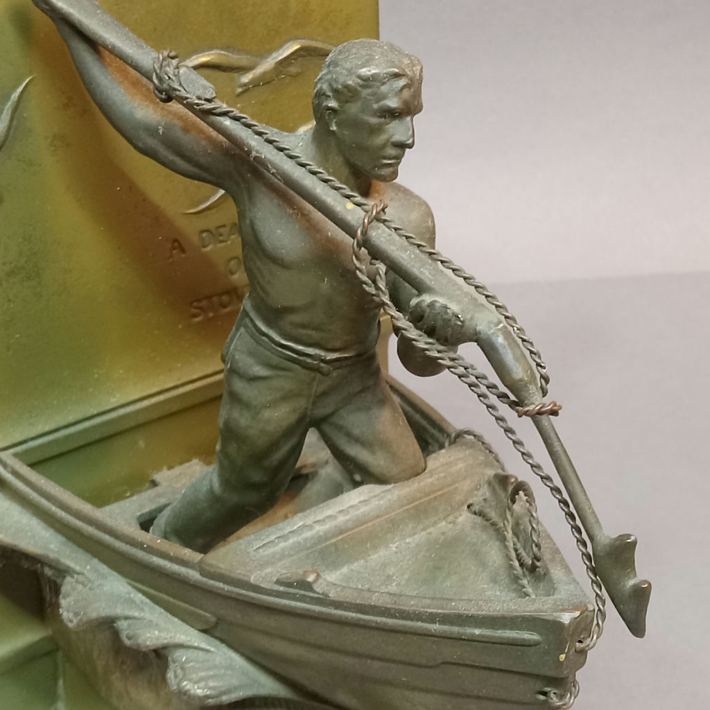 Jennings Brothers Whaleman Bookend - image 2 of 6