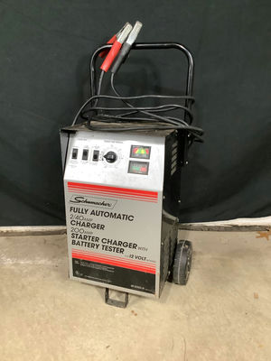 Schumacher Fully Automatic Battery Charger - Image 1 of 4