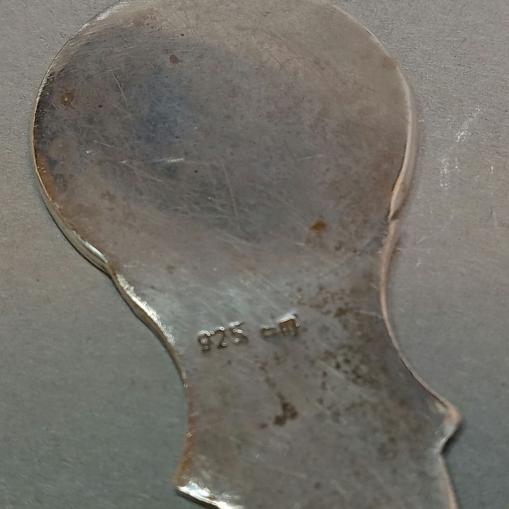 Sterling for a Distinguished Gentleman (80+dwt) - image 21 of 25