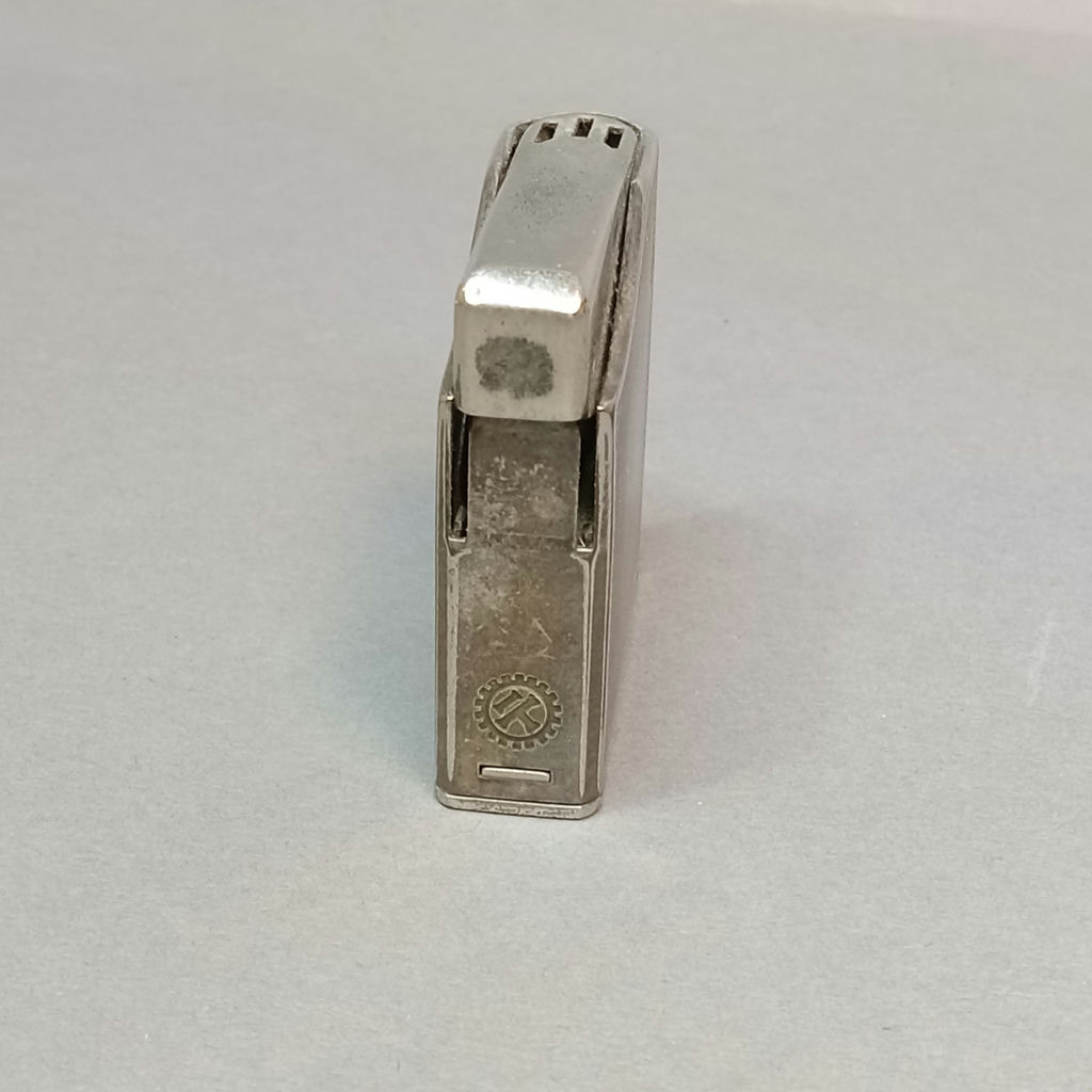 Sterling for a Distinguished Gentleman (80+dwt) - image 24 of 25