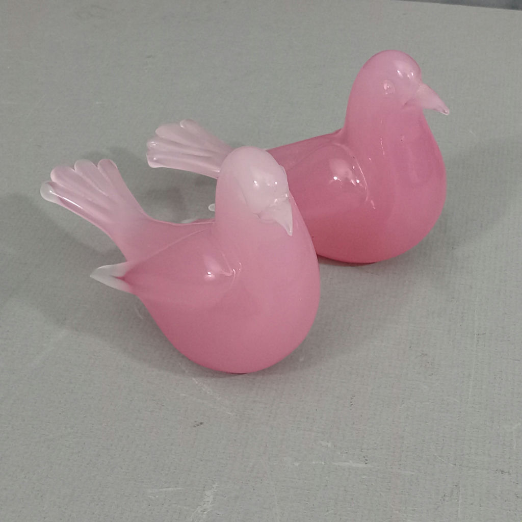 Vintage Murano Pink Glass Birds - image 2 of 9