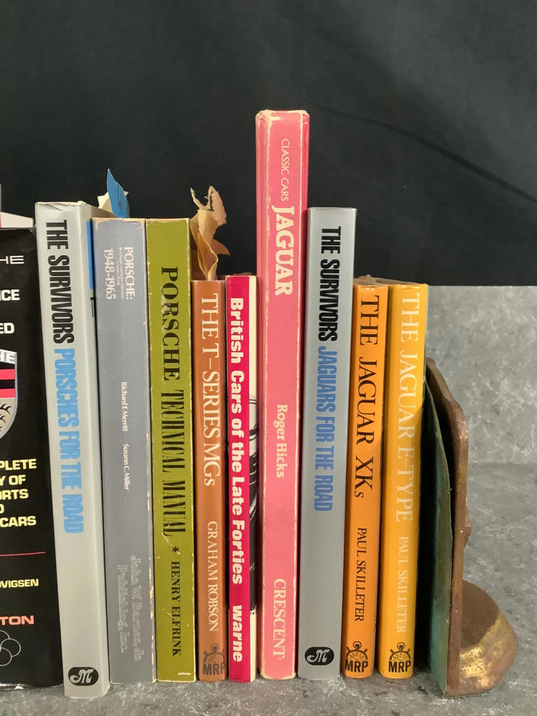Porsche Books & Manuals - image 4 of 4