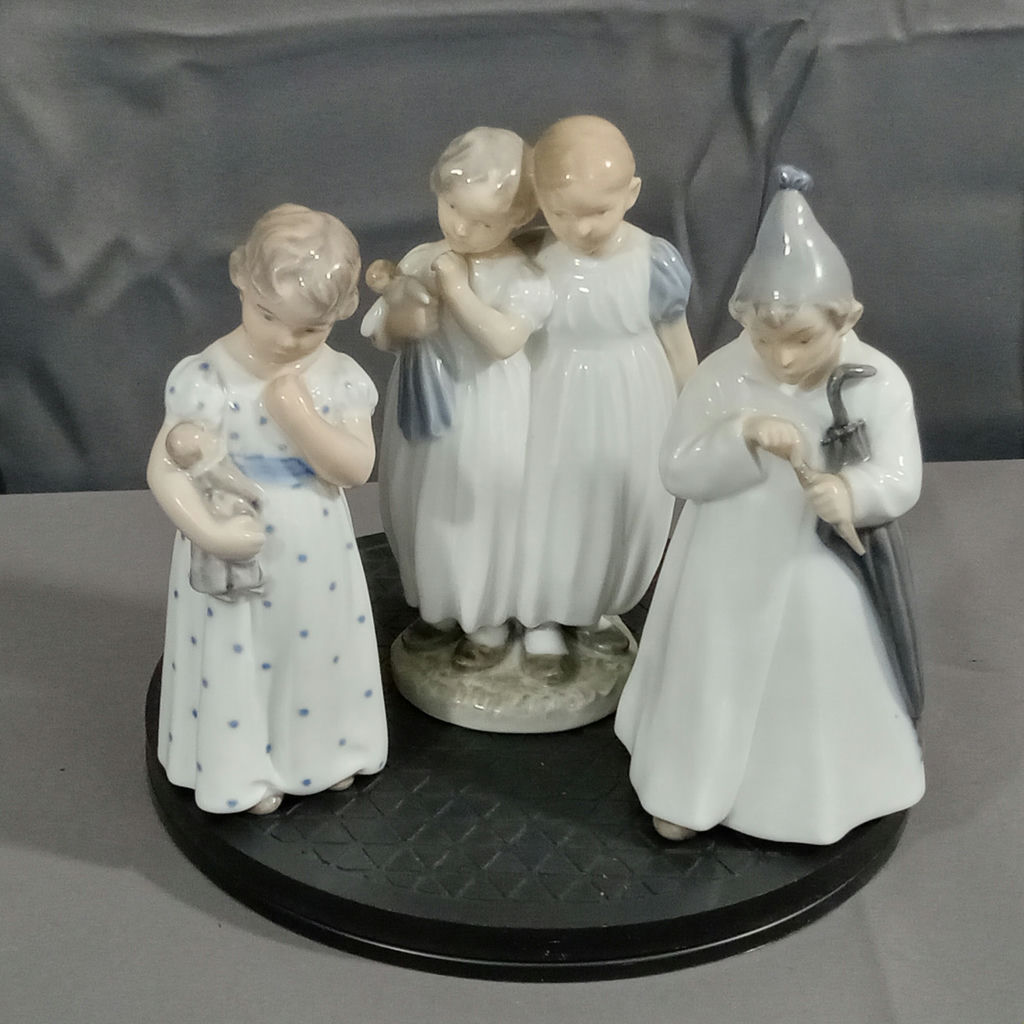 Royal Copenhagen Figurines - image 1 of 14