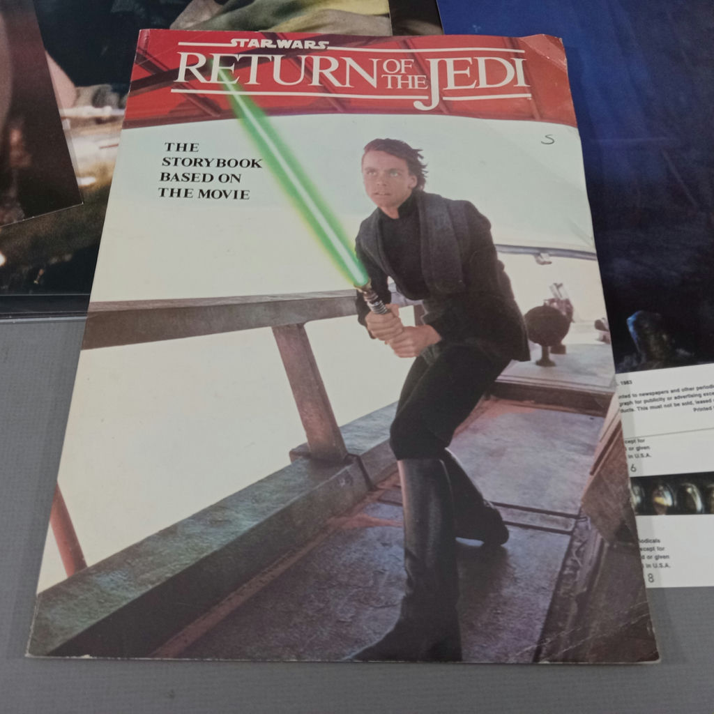 Vintage Star Wars / Return of the Jedi Memorabilia - image 7 of 20