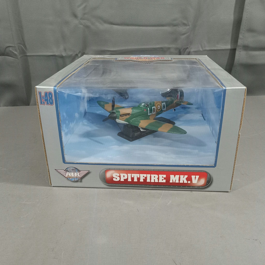Spitfire MK.V Model - image 1 of 7