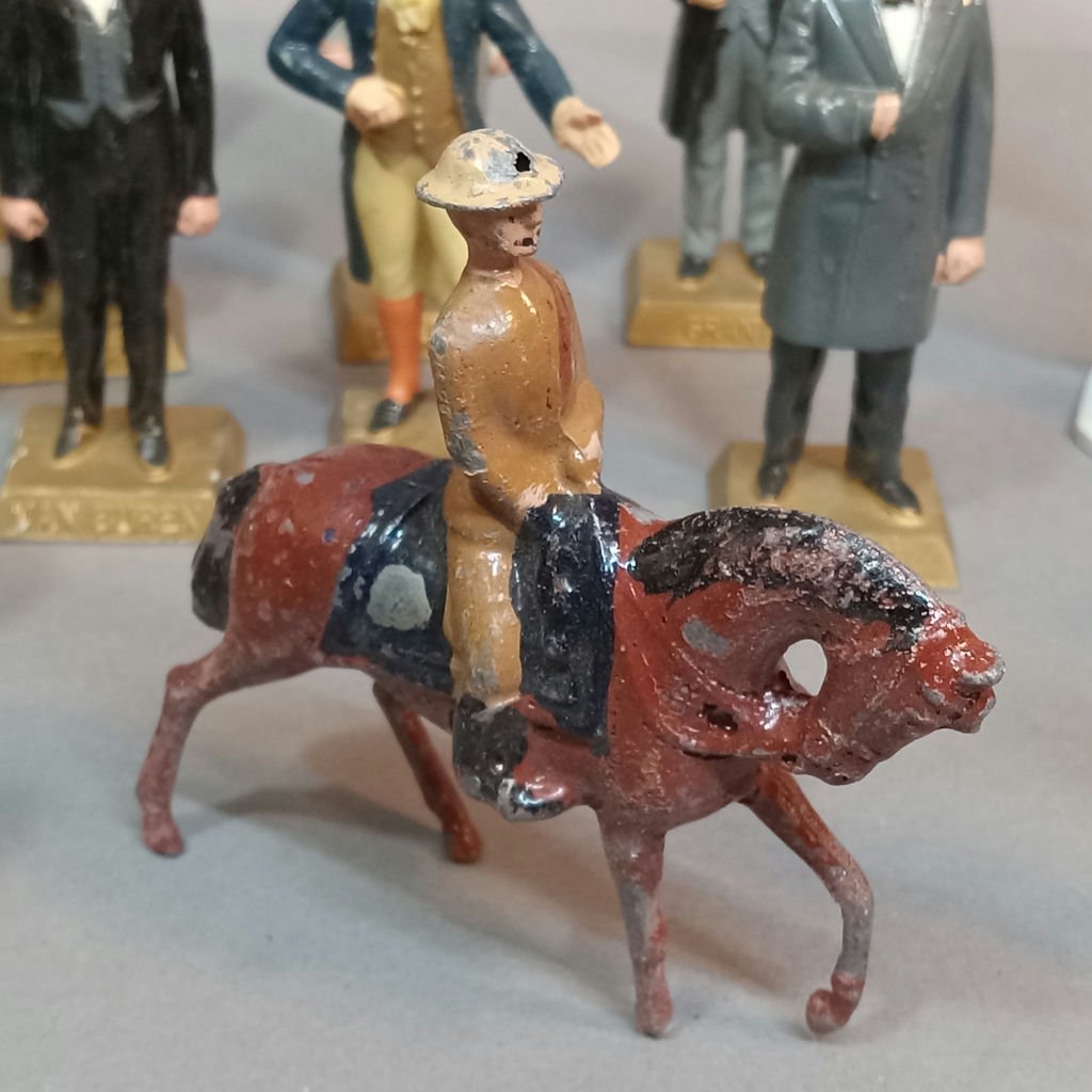 Vintage Metal & Plastic Figurines - image 8 of 10