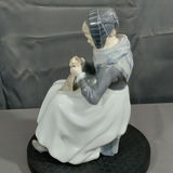 Royal Copenhagen Amager Girl Figurine - thumbnail 2 of 6
